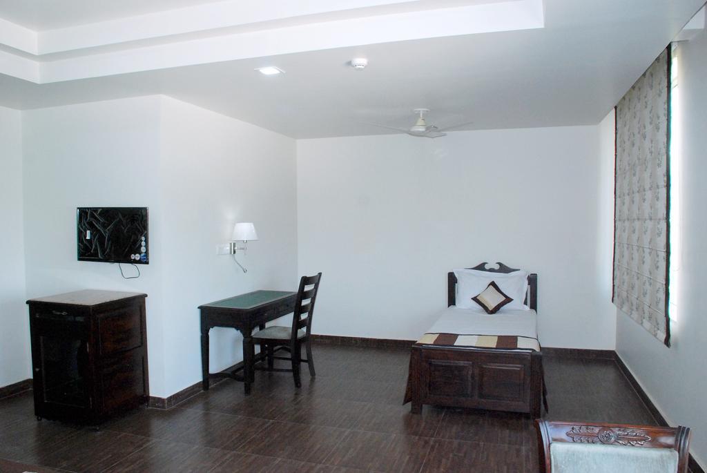 La Premier Spa And Resort Amer Bagian luar foto