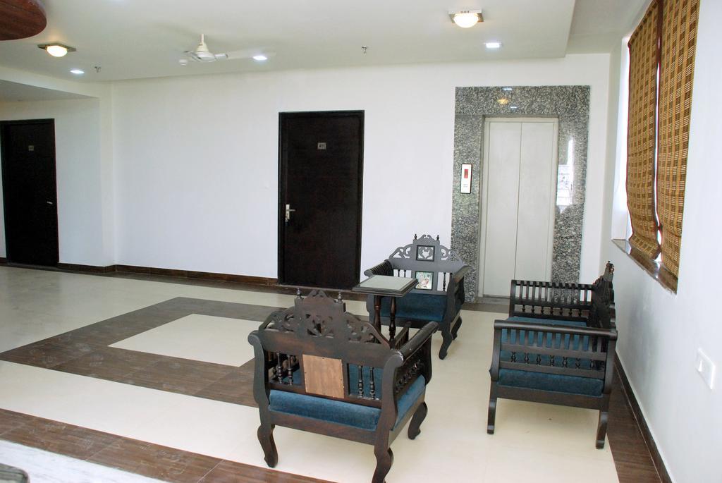 La Premier Spa And Resort Amer Bagian luar foto