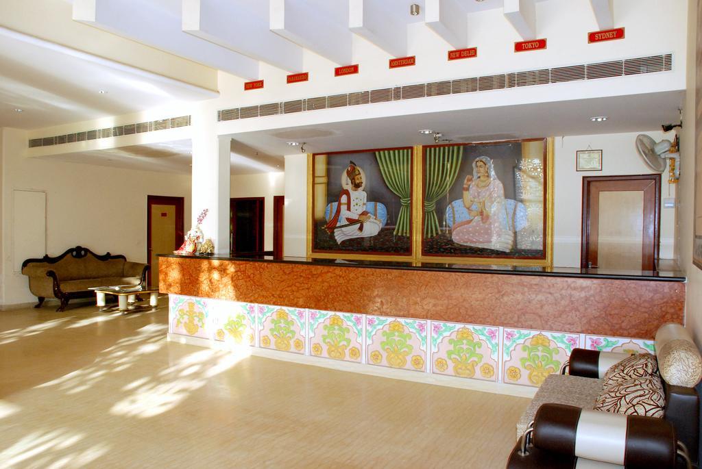 La Premier Spa And Resort Amer Bagian luar foto