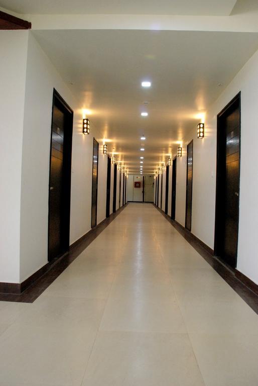 La Premier Spa And Resort Amer Bagian luar foto