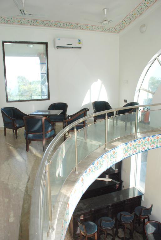 La Premier Spa And Resort Amer Bagian luar foto